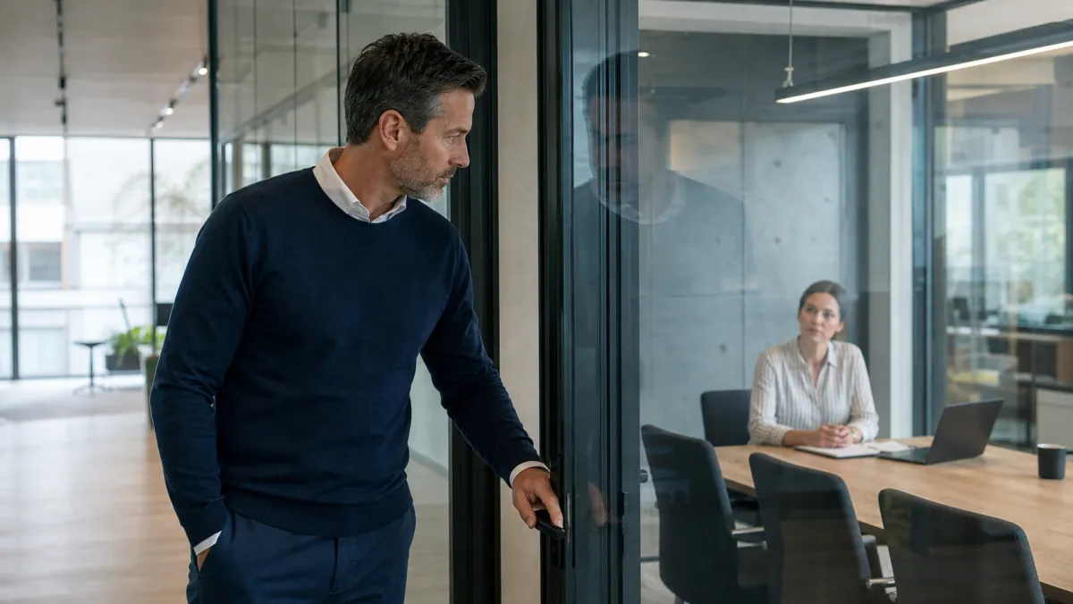 What Is Intrapersonal Conflict? 4 Types + How to Resolve It