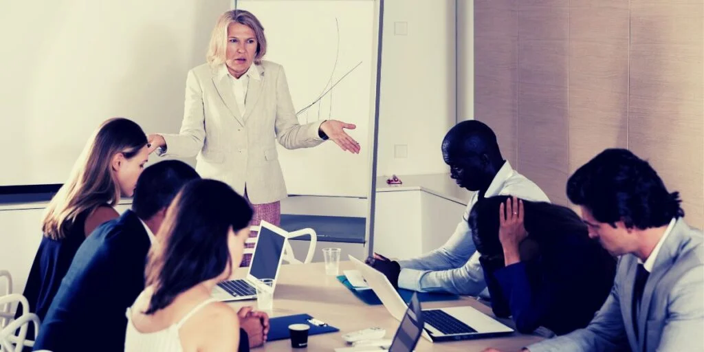 How To Handle Employees With Bad Attitudes 1 How To Handle Employees With Bad Attitudes