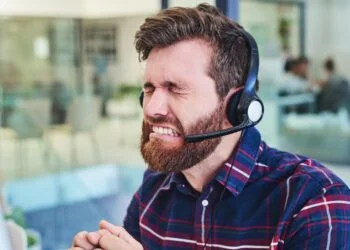 How to Deal With a Difficult Customer
