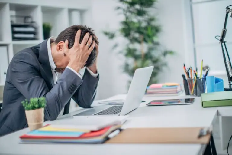 20 Signs You Are Being Set Up To Fail At Work And How To Avoid It