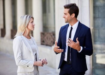 Importance of Nonverbal Communication in the Workplace