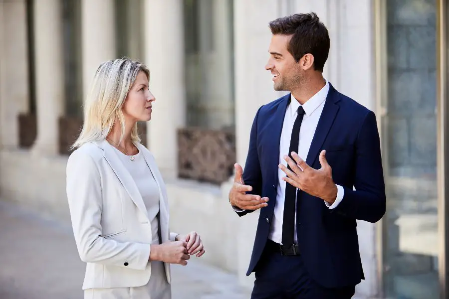 what is the importance of nonverbal communication in the workplace