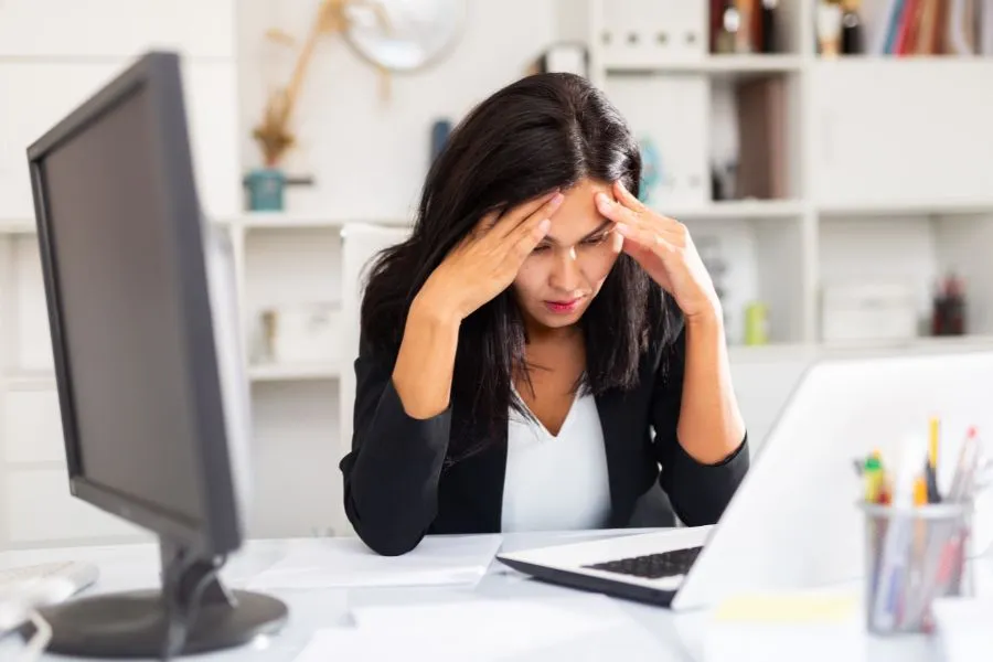Examples of Hostile Work Environment: Identifying & Overcoming 4 Examples of Hostile Work Environment
