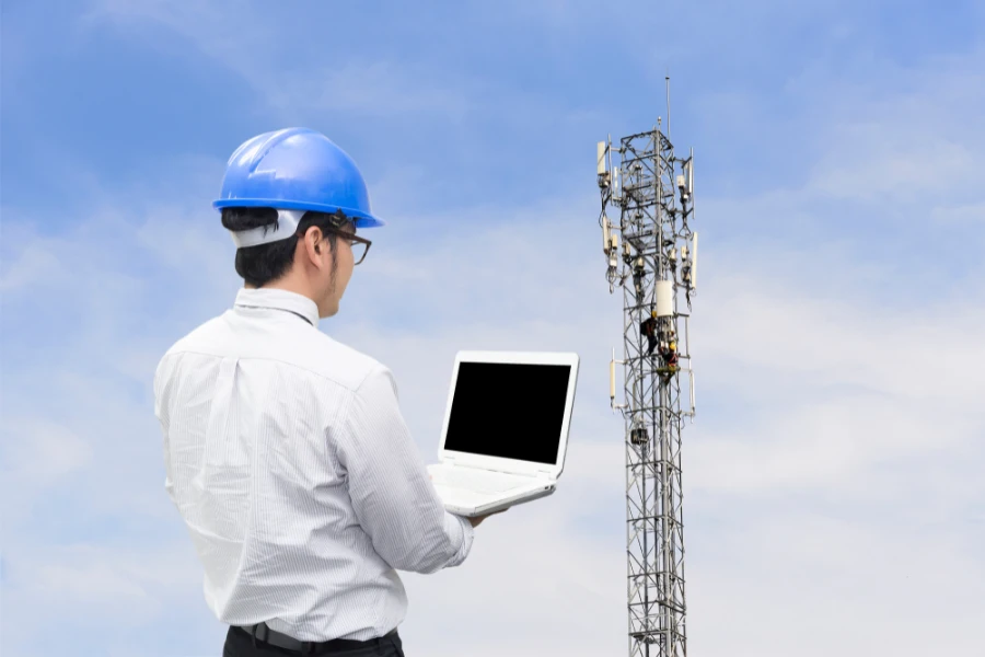 is telecommunications equipment a good career path